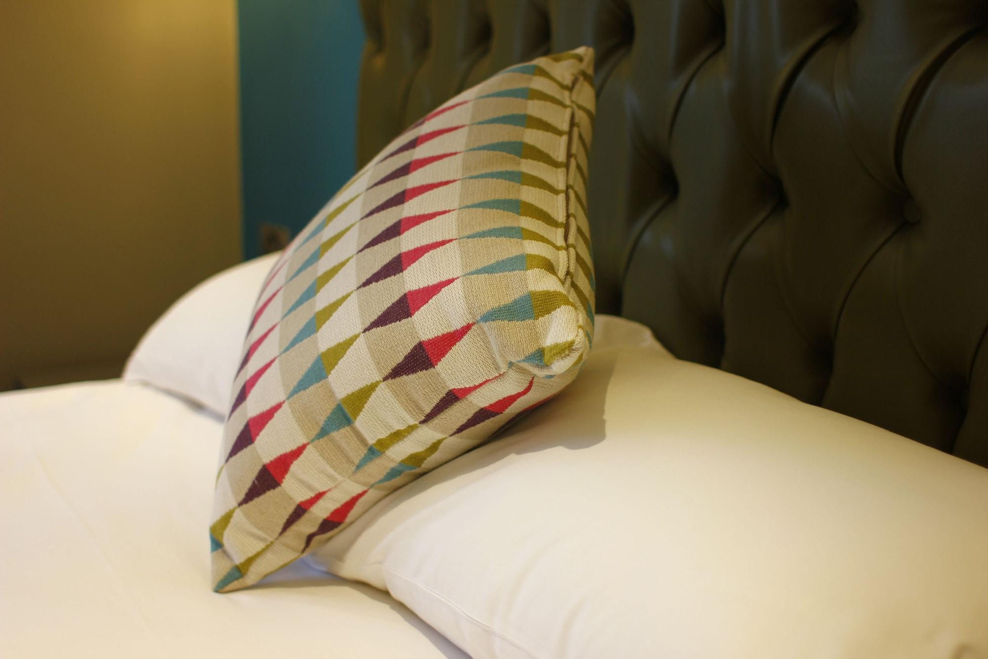 The Victoria Hotel Manchester By Compass Hospitality Oldham Exterior photo