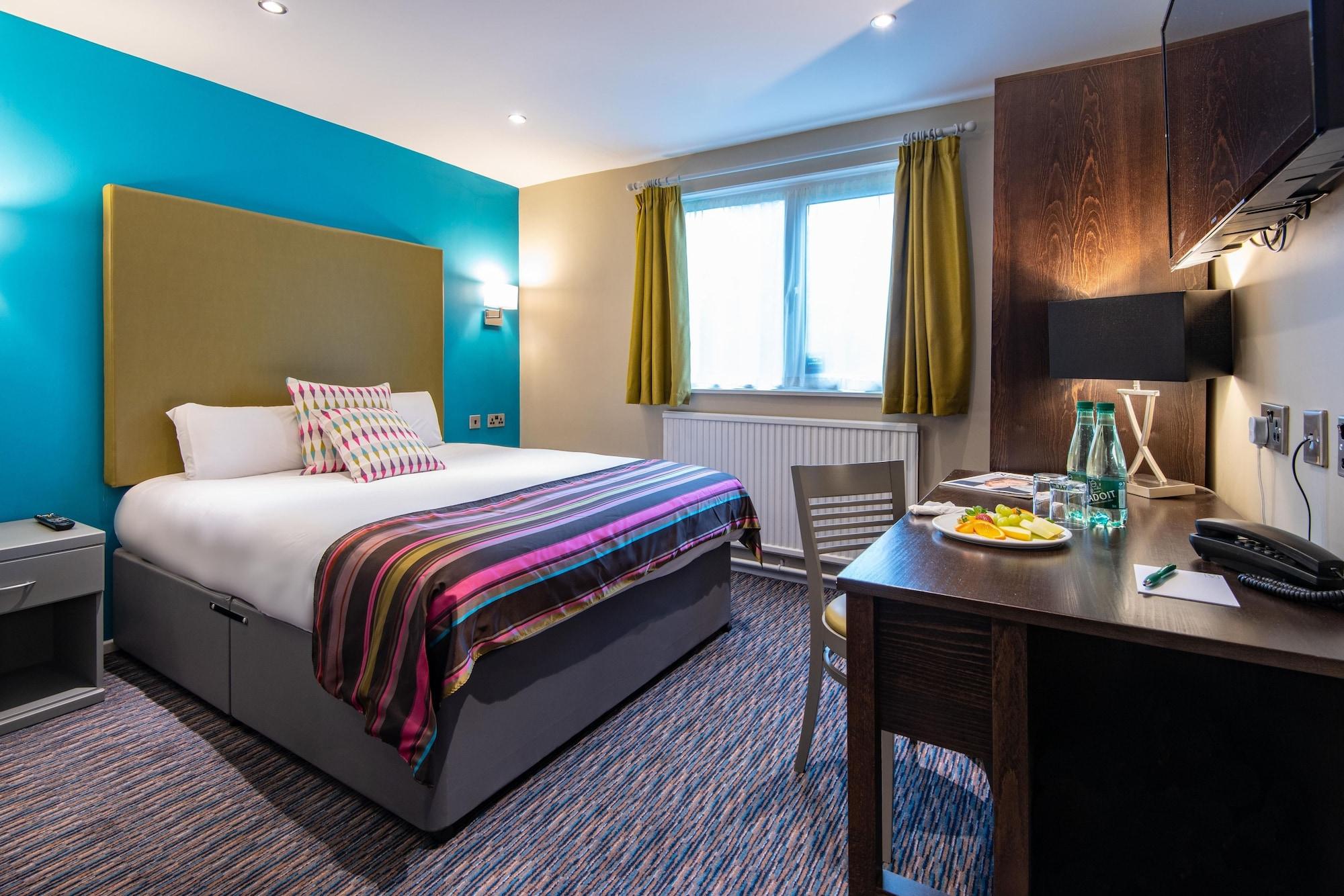 The Victoria Hotel Manchester By Compass Hospitality Oldham Exterior photo