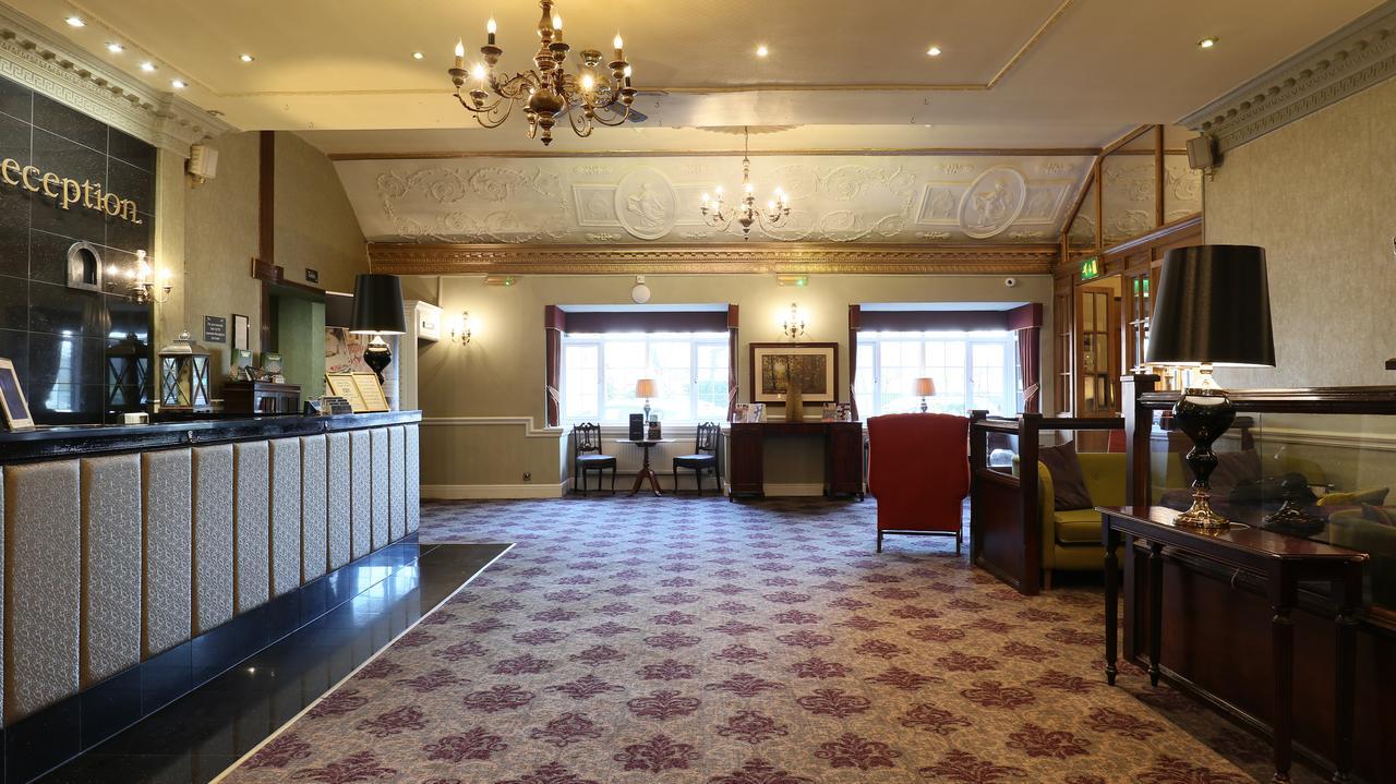 The Victoria Hotel Manchester By Compass Hospitality Oldham Exterior photo